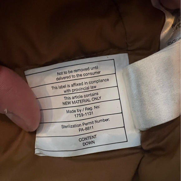 Patagonia Women’s XS Downdrift Parka Retail $399 - Picture 6 of 7